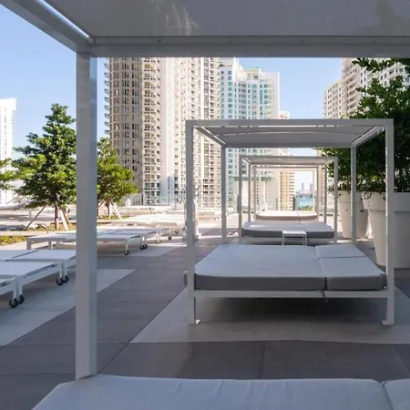Wrap Around Bay View, W Hotel Luxury 2Br 2Ba, Pool, Spa, Free Gym Classes